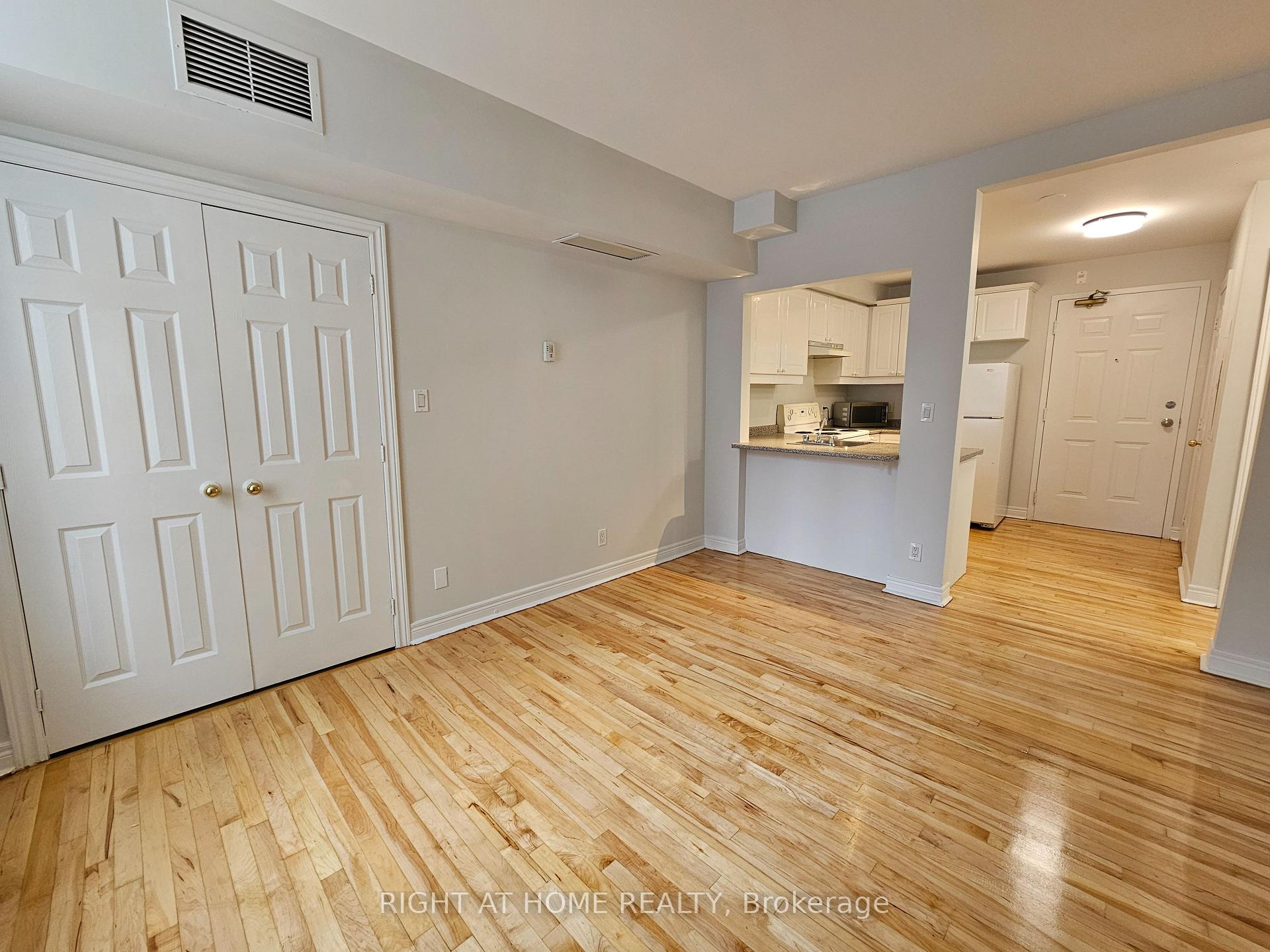 Photo 7 of Unit 201, 524 Yonge Street, Toronto, Church-Yonge Corridor — HOMEH