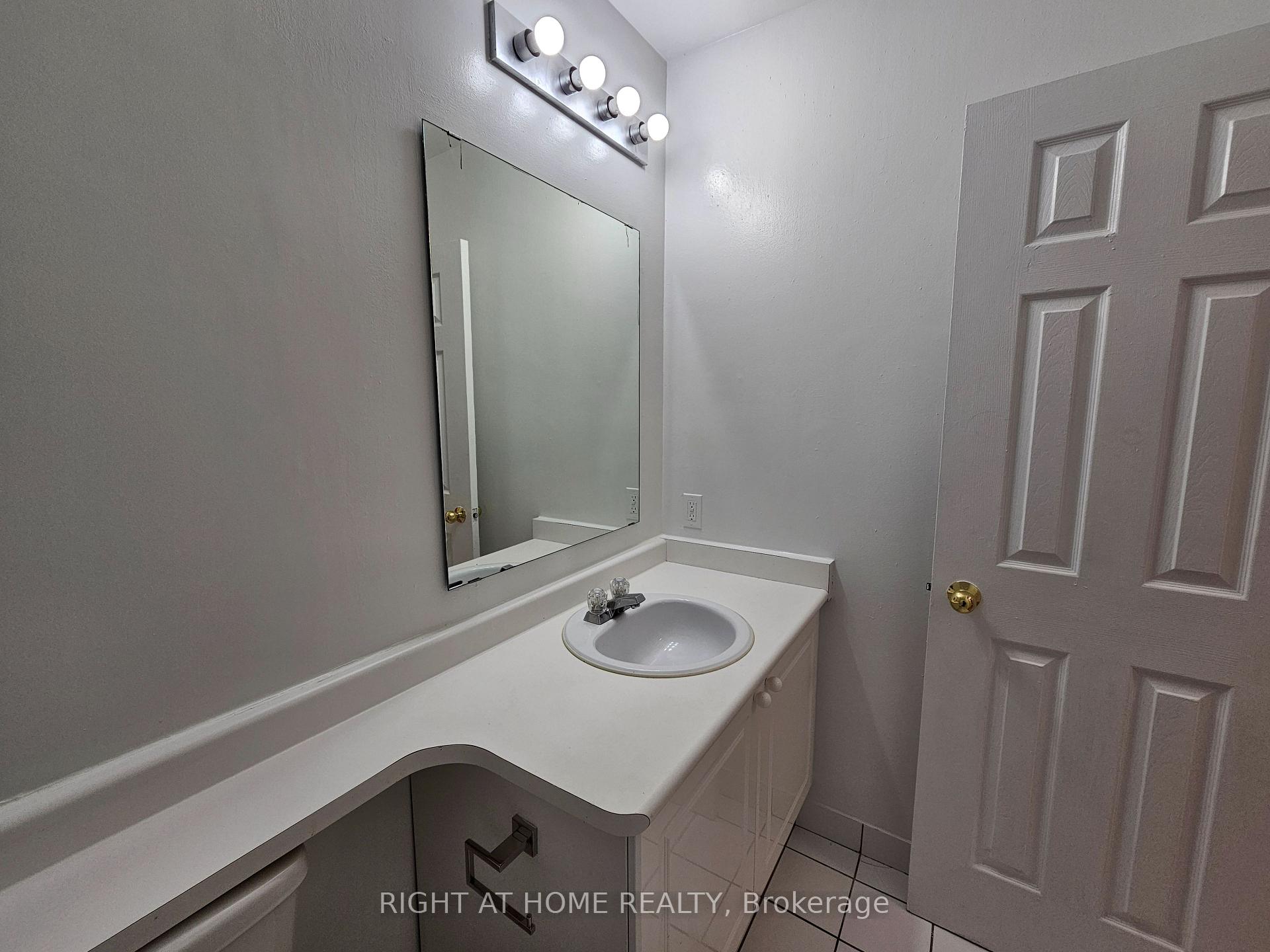 Photo 18 of Unit 201, 524 Yonge Street, Toronto, Church-Yonge Corridor — HOMEH