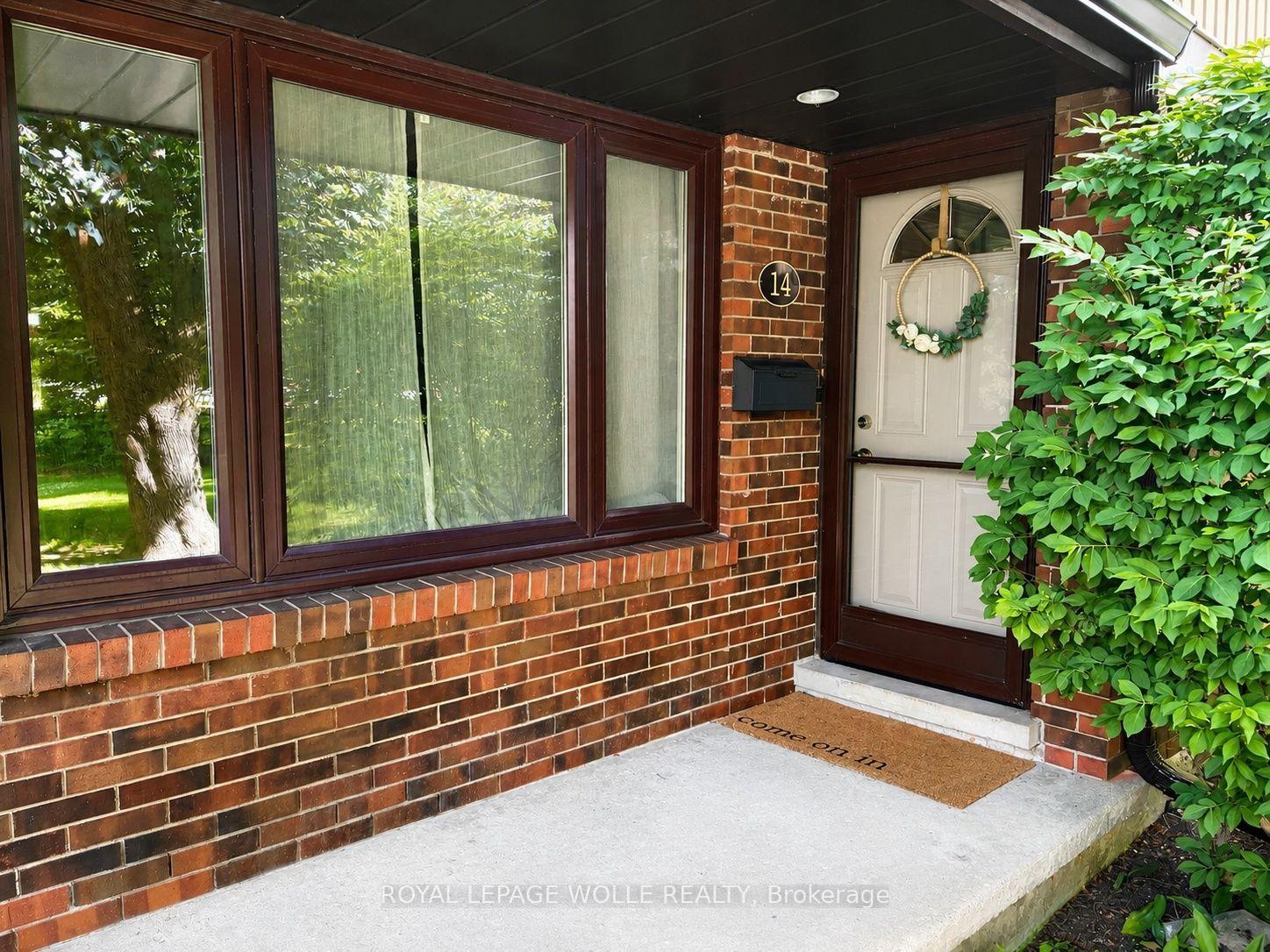 Photo 2 of Unit 14, 279 Sandowne Drive, Waterloo, Huron Park — HOMEH