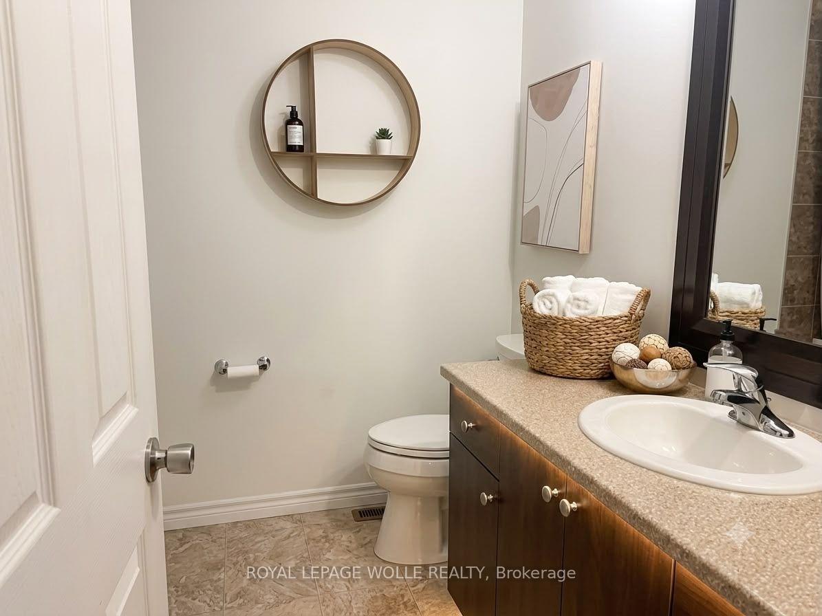 Photo 13 of Unit 14, 279 Sandowne Drive, Waterloo, Huron Park — HOMEH