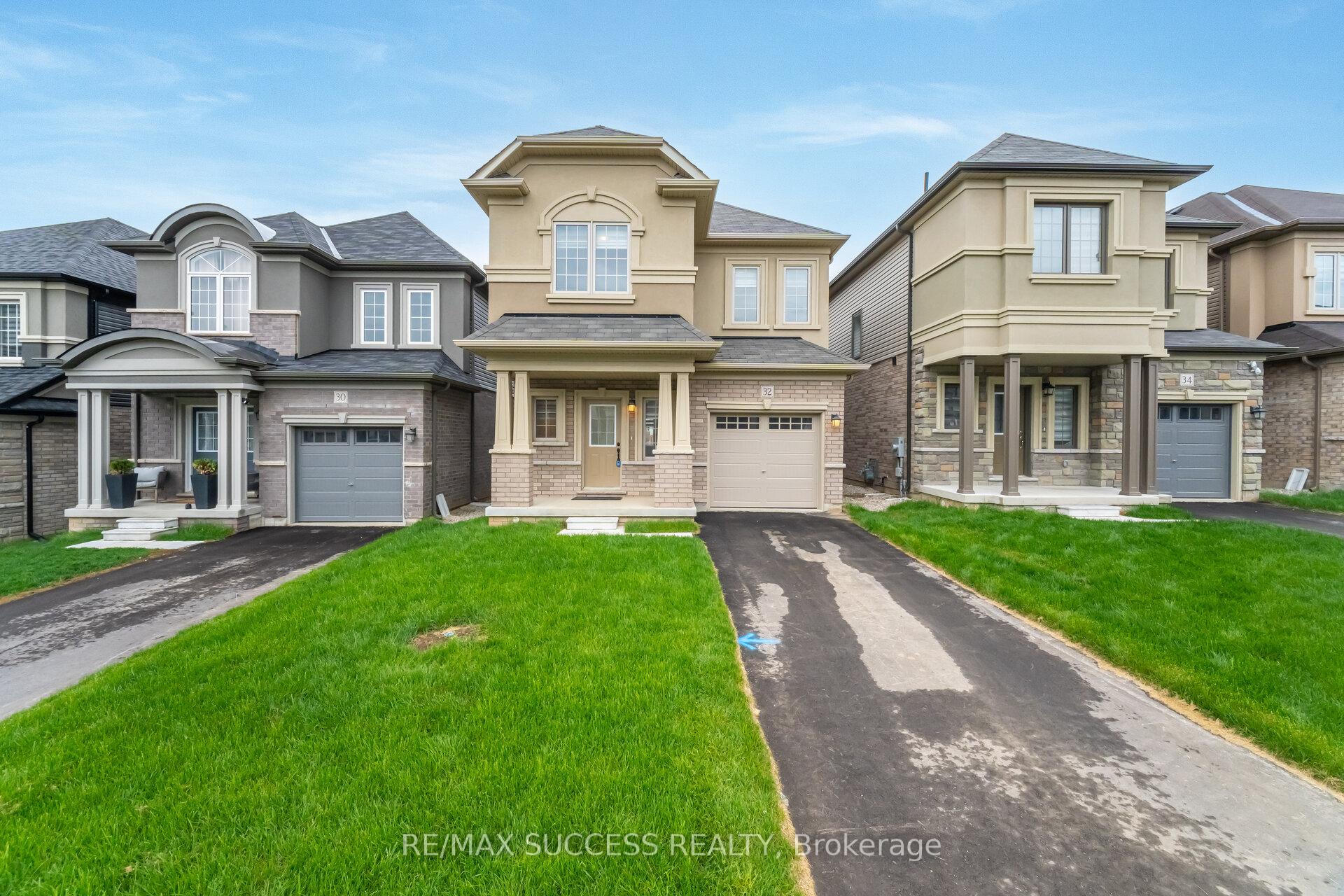 Photo 3 of 32 George Brier Drive W, Brant, Paris — HOMEH