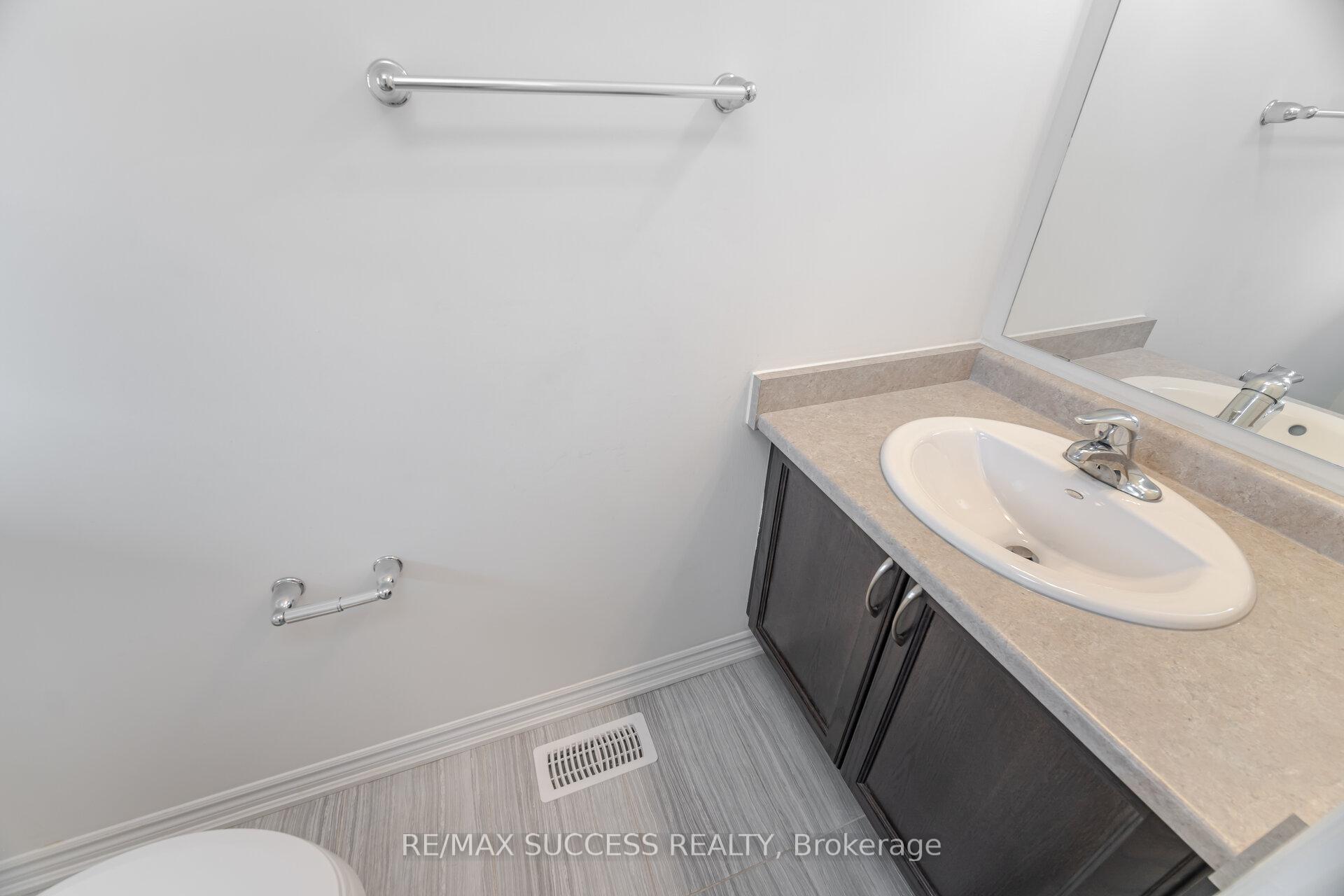 Photo 18 of 32 George Brier Drive W, Brant, Paris — HOMEH