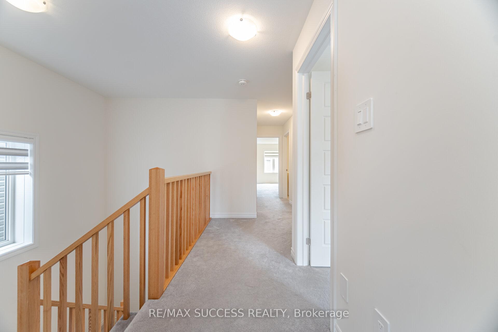 Photo 20 of 32 George Brier Drive W, Brant, Paris — HOMEH