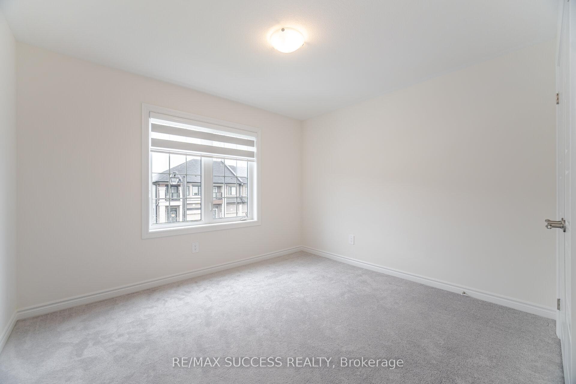 Photo 28 of 32 George Brier Drive W, Brant, Paris — HOMEH