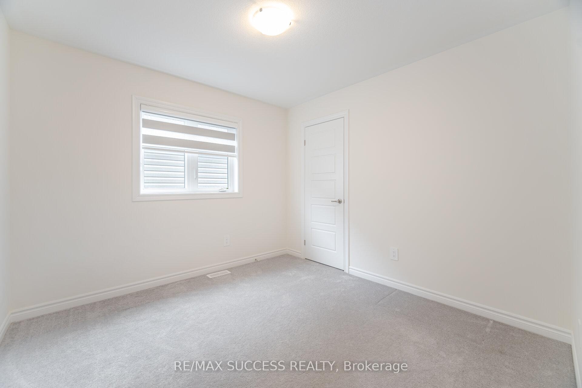 Photo 31 of 32 George Brier Drive W, Brant, Paris — HOMEH