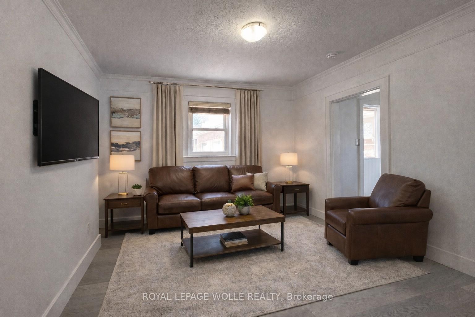 Photo 5 of Unit UPPER, 480 Ottawa Street S, Waterloo — HOMEH
