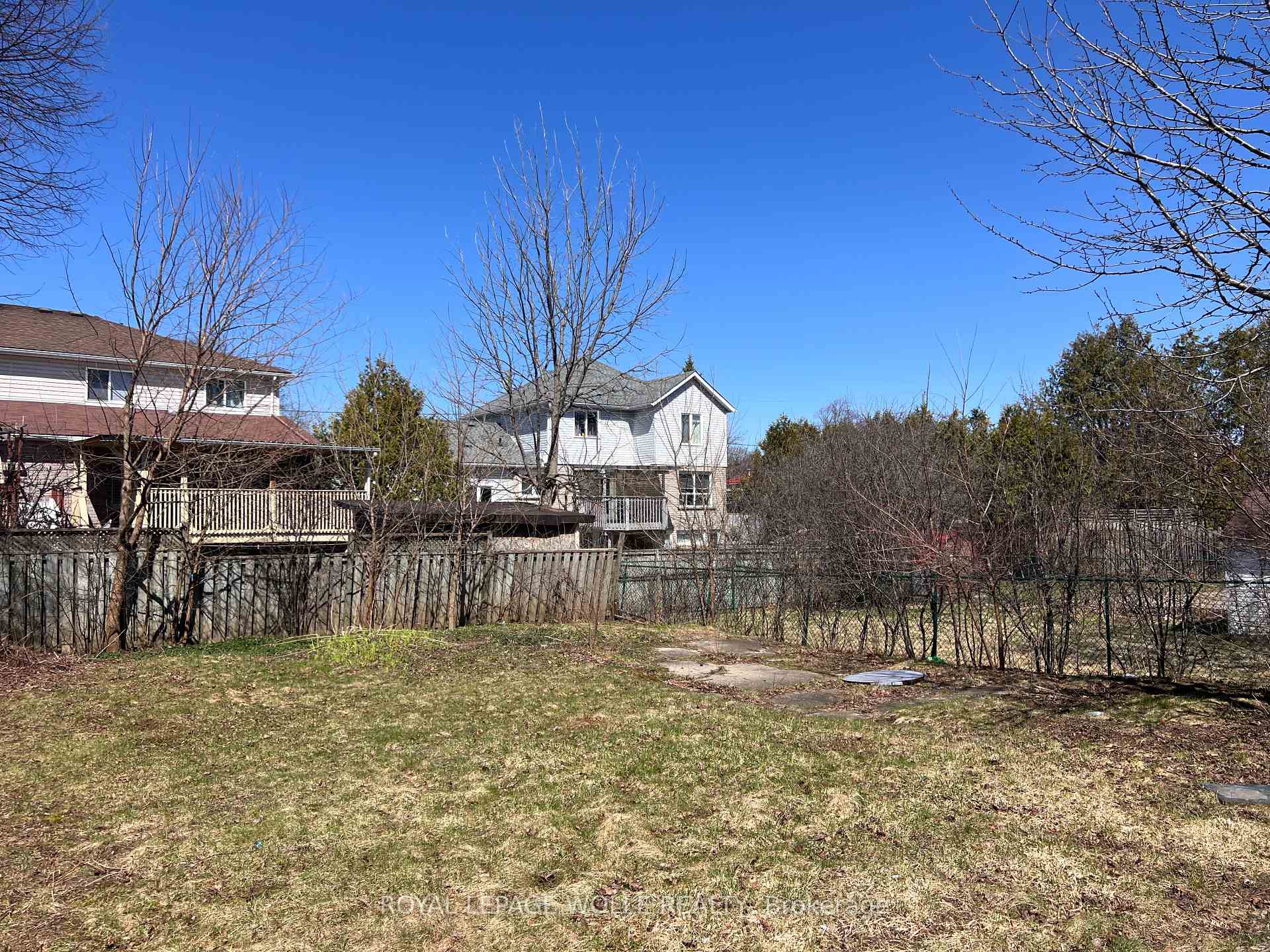 Photo 10 of Unit UPPER, 480 Ottawa Street S, Waterloo — HOMEH