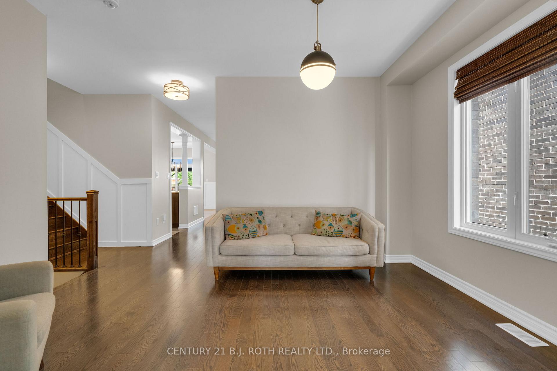 Photo 5 of 2048 Allison Street, Innisfil, Alcona — HOMEH