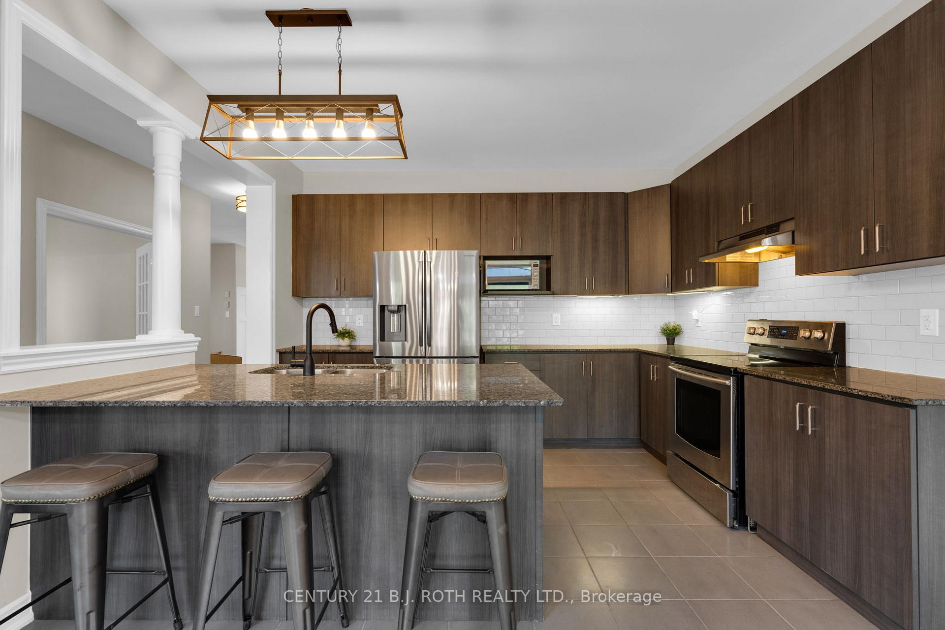 Photo 8 of 2048 Allison Street, Innisfil, Alcona — HOMEH