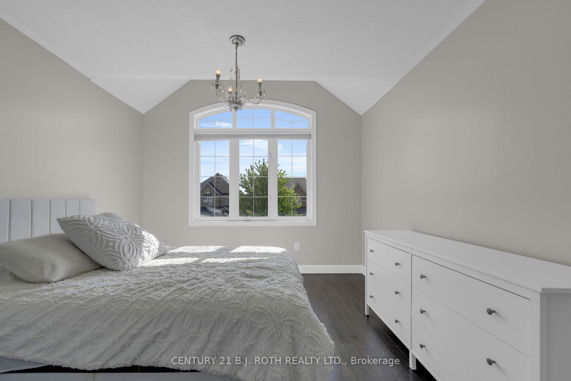 Photo 22 of 2048 Allison Street, Innisfil, Alcona — HOMEH