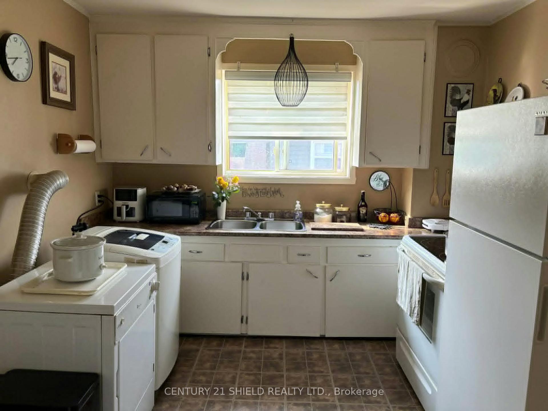 Photo 2 of 735 Sydney Street, Cornwall, Cornwall — HOMEH