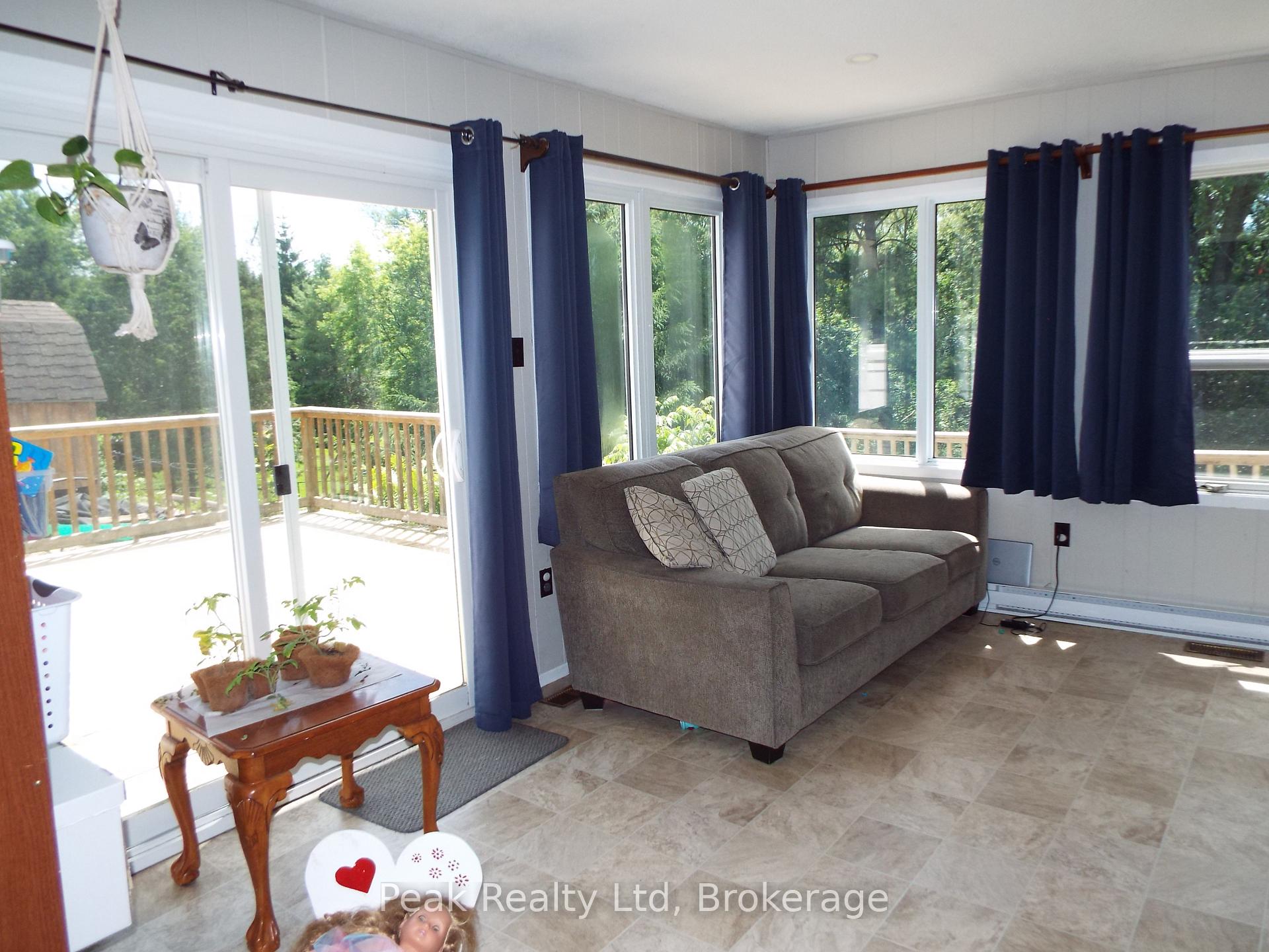 Photo 27 of 166 Diagonal Road, North Huron, Wingham — HOMEH