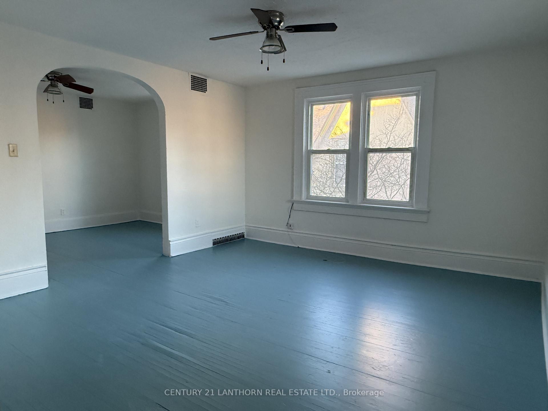 Photo 3 of Unit 4, 47 King Street, Prince Edward County, Picton Ward — HOMEH
