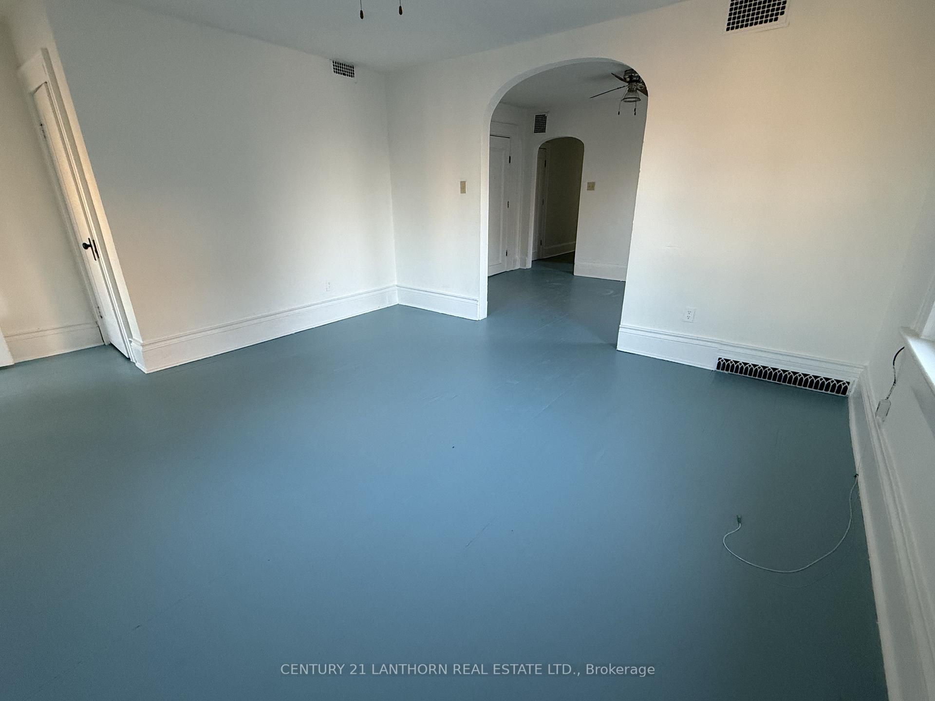 Photo 5 of Unit 4, 47 King Street, Prince Edward County, Picton Ward — HOMEH