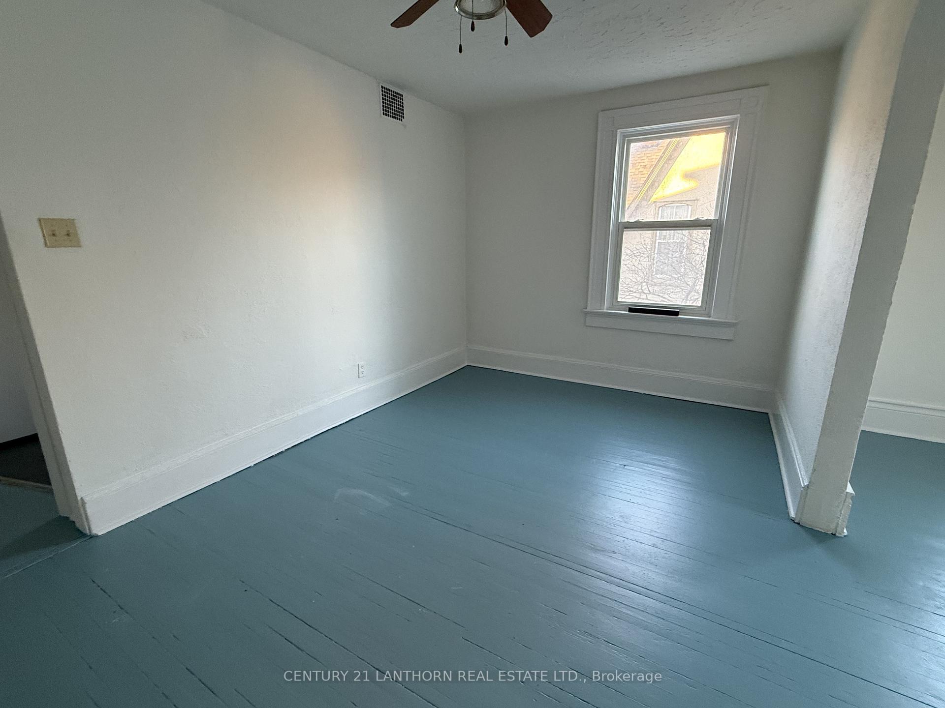 Photo 6 of Unit 4, 47 King Street, Prince Edward County, Picton Ward — HOMEH
