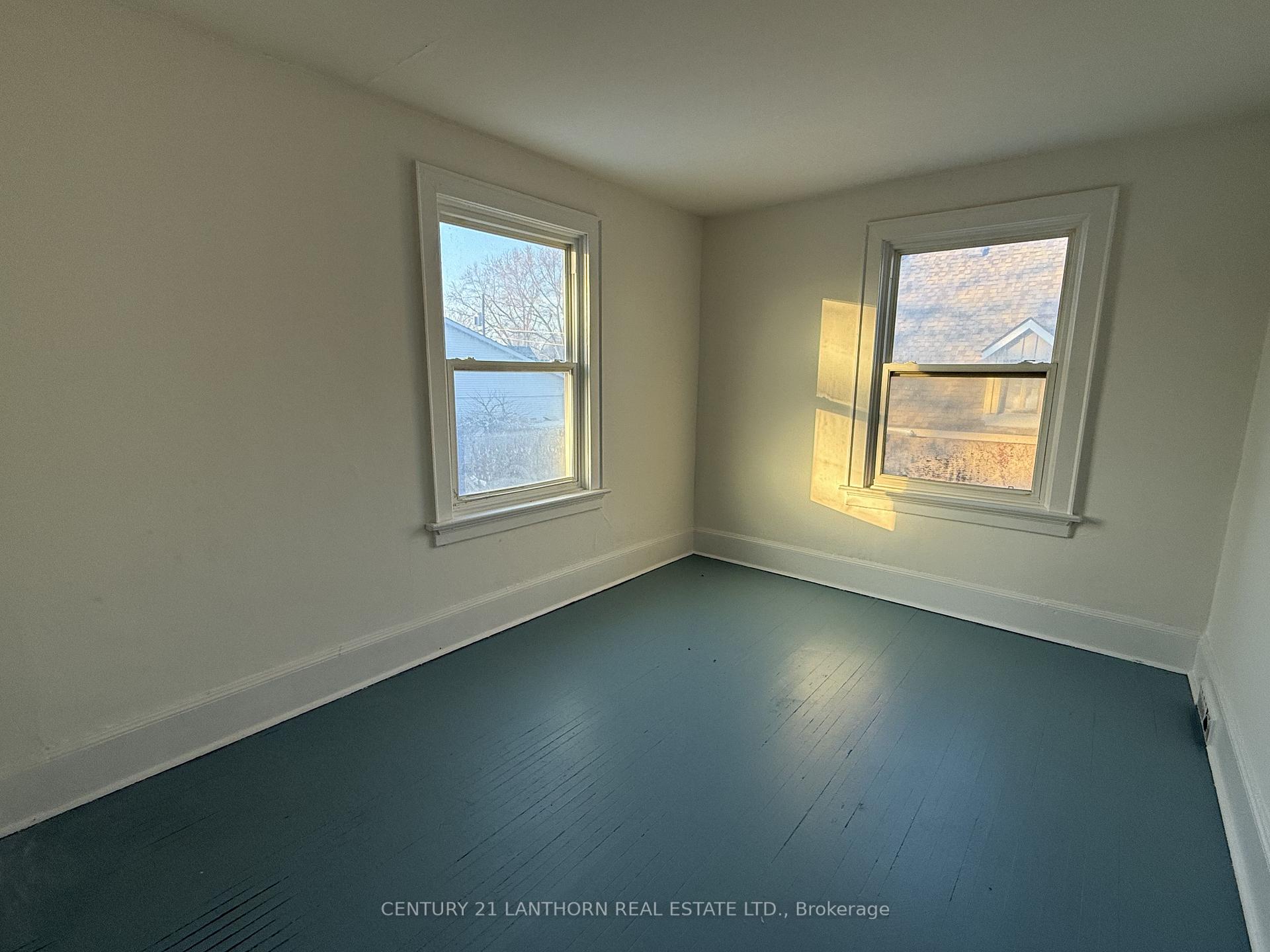 Photo 8 of Unit 4, 47 King Street, Prince Edward County, Picton Ward — HOMEH