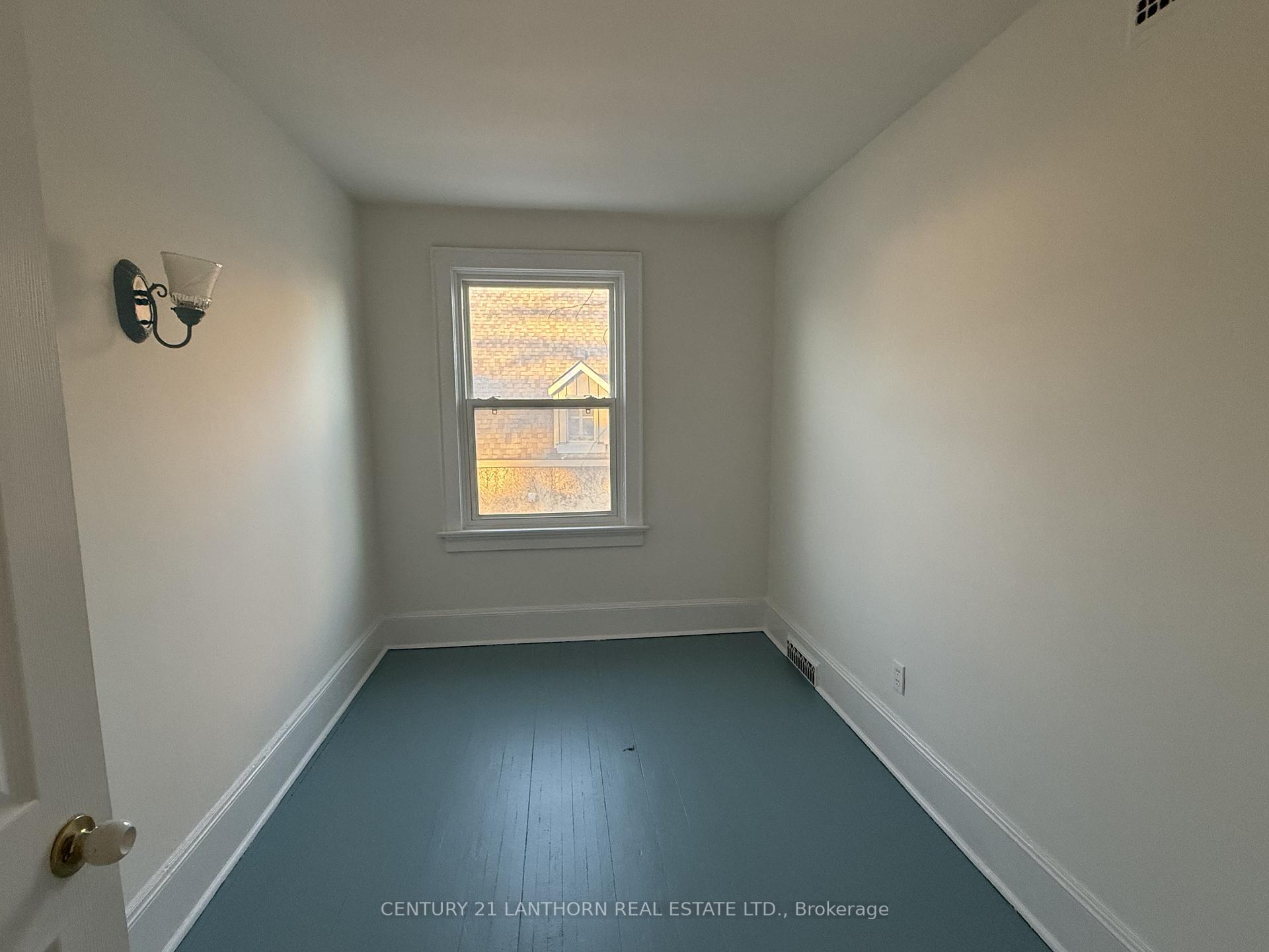 Photo 9 of Unit 4, 47 King Street, Prince Edward County, Picton Ward — HOMEH