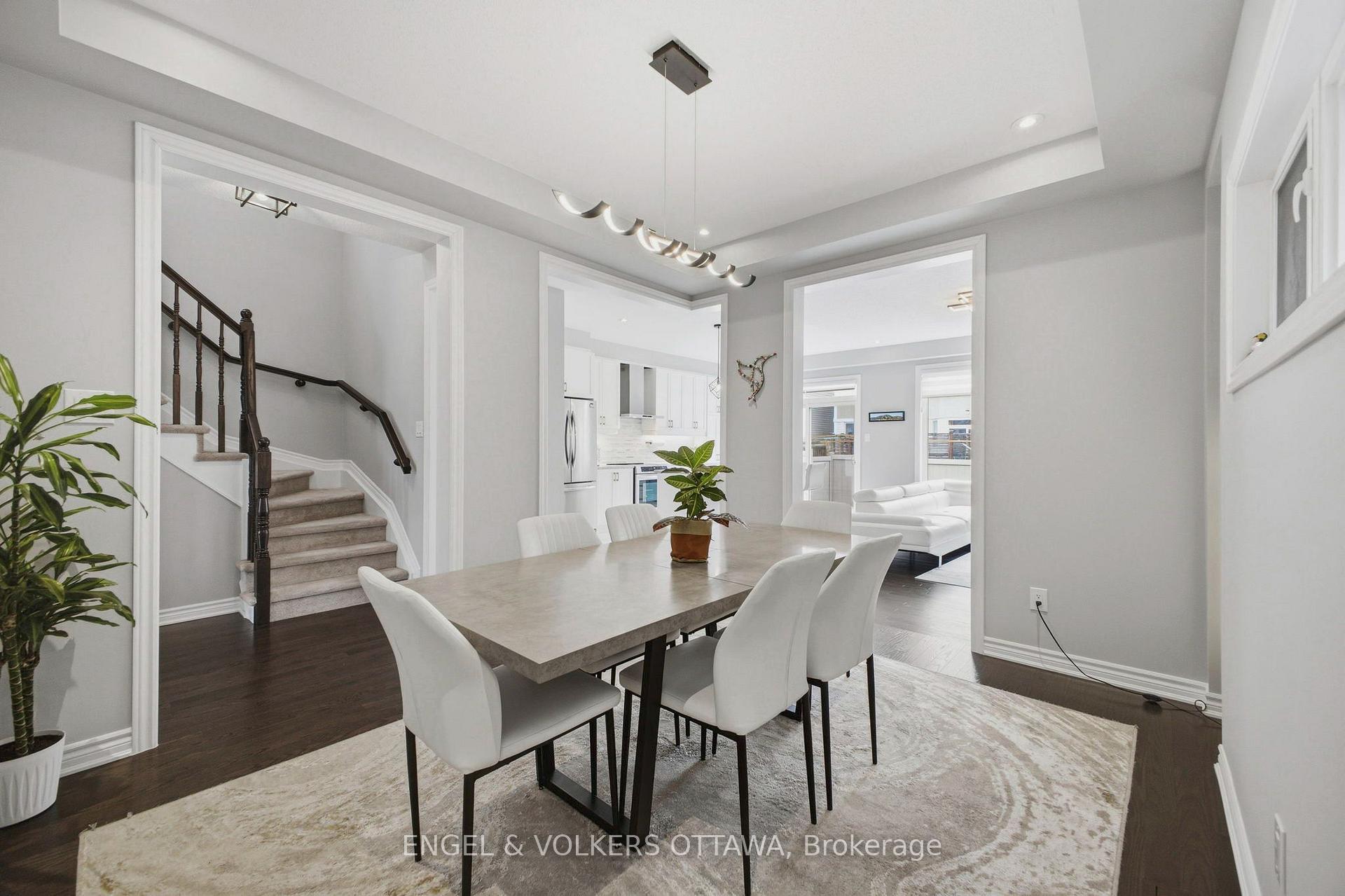 Photo 12 of 139 Switch Grass Crescent, Ottawa, Barrhaven - Half Moon Bay — HOMEH