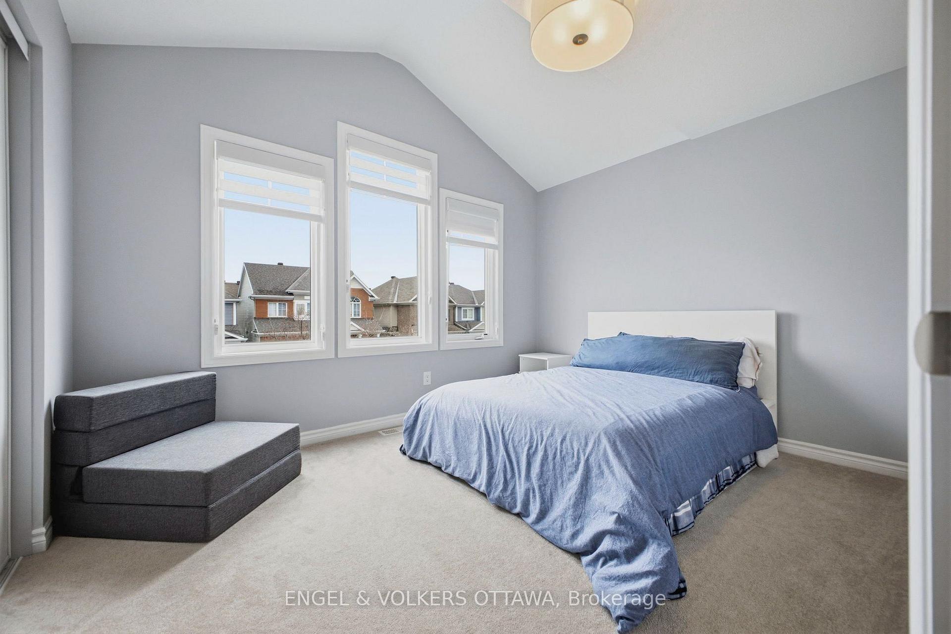 Photo 22 of 139 Switch Grass Crescent, Ottawa, Barrhaven - Half Moon Bay — HOMEH