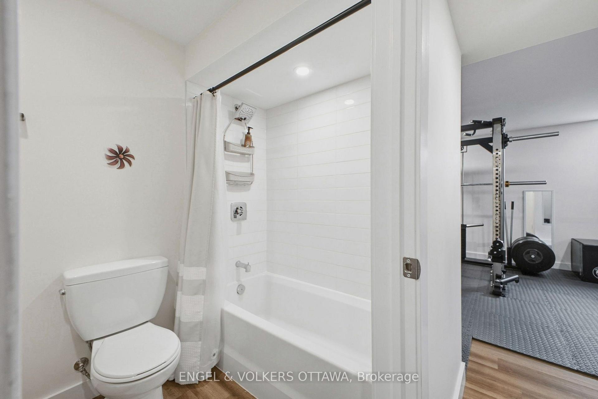 Photo 25 of 139 Switch Grass Crescent, Ottawa, Barrhaven - Half Moon Bay — HOMEH