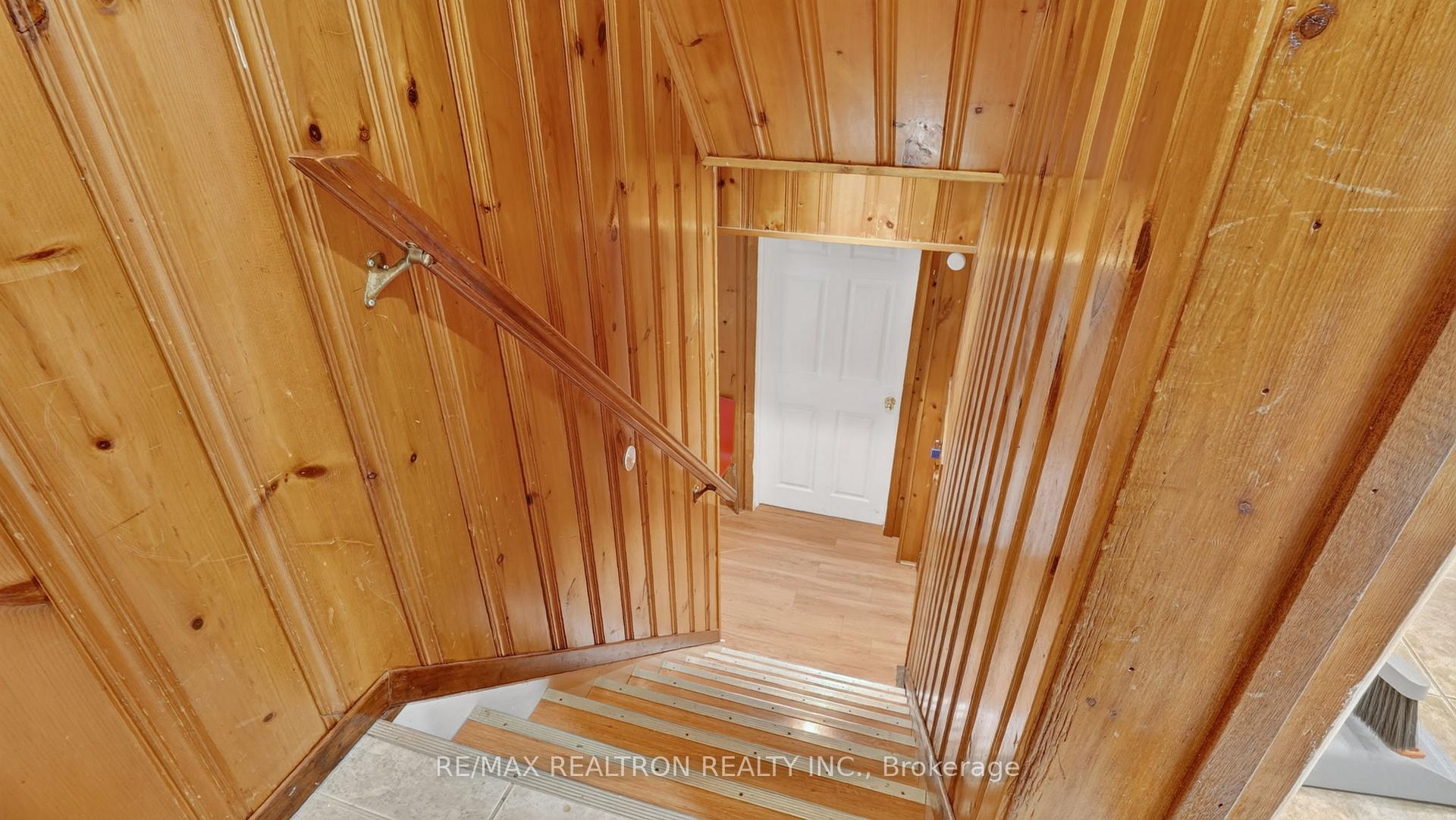 Photo 25 of 8 Bonnechere Crescent, Scarborough, Bendale — HOMEH