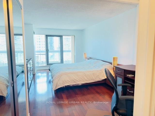 Photo 14 of Unit 2702, 10 Yonge Street, Toronto, Waterfront Communities — HOMEH