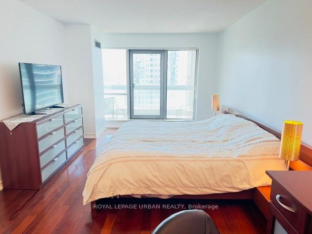 Photo 15 of Unit 2702, 10 Yonge Street, Toronto, Waterfront Communities — HOMEH
