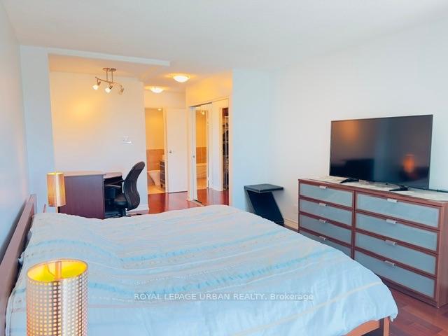 Photo 17 of Unit 2702, 10 Yonge Street, Toronto, Waterfront Communities — HOMEH
