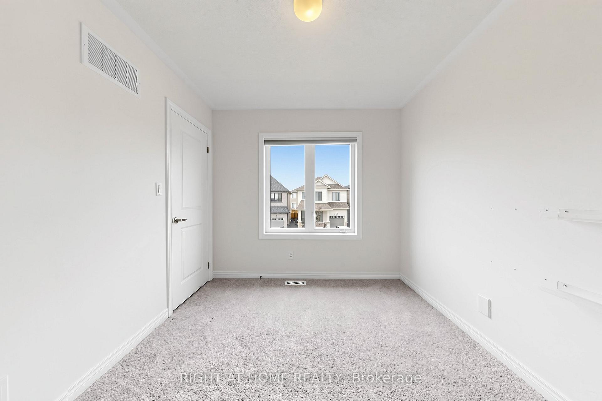 Photo 19 of 2046 Cameron Lott Crescent, Oshawa, Kedron — HOMEH