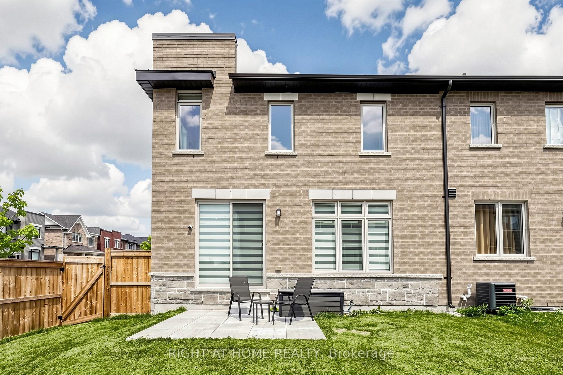 Photo 31 of 2046 Cameron Lott Crescent, Oshawa, Kedron — HOMEH