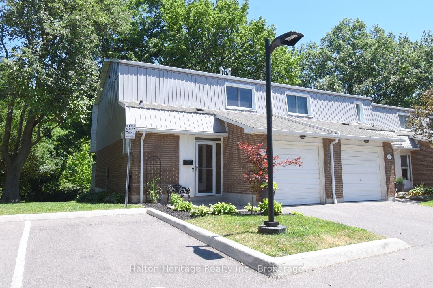 Photo 1 of Unit 8, 459 Woodview Road, Burlington, Roseland — HOMEH