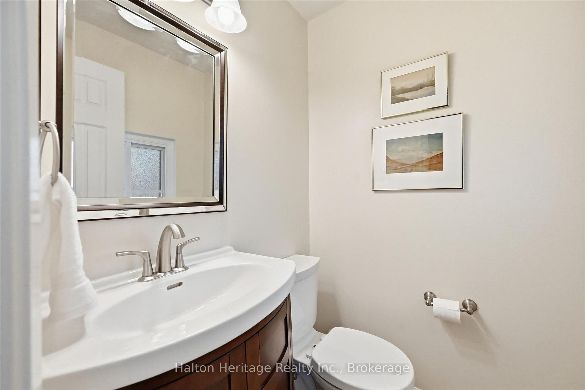 Photo 15 of Unit 8, 459 Woodview Road, Burlington, Roseland — HOMEH