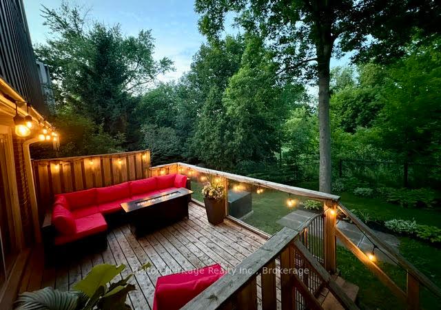 Photo 30 of Unit 8, 459 Woodview Road, Burlington, Roseland — HOMEH