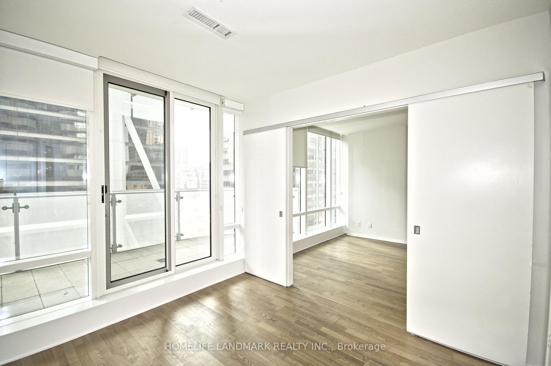 Photo 11 of Unit 809, 1 Bloor Street E, Toronto, Church-Yonge Corridor — HOMEH