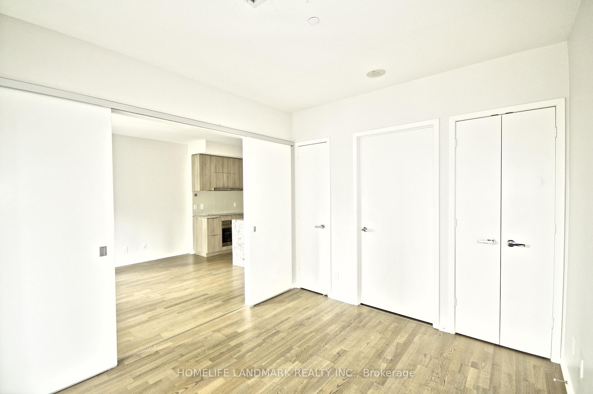 Photo 12 of Unit 809, 1 Bloor Street E, Toronto, Church-Yonge Corridor — HOMEH