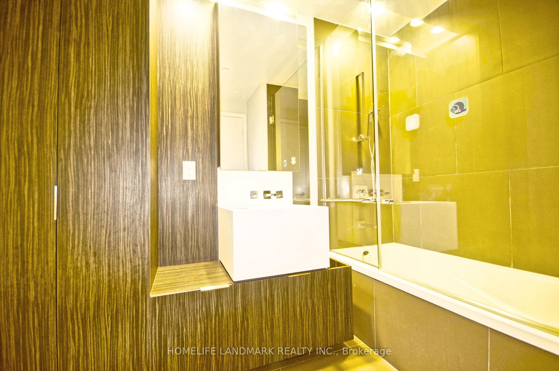Photo 14 of Unit 809, 1 Bloor Street E, Toronto, Church-Yonge Corridor — HOMEH