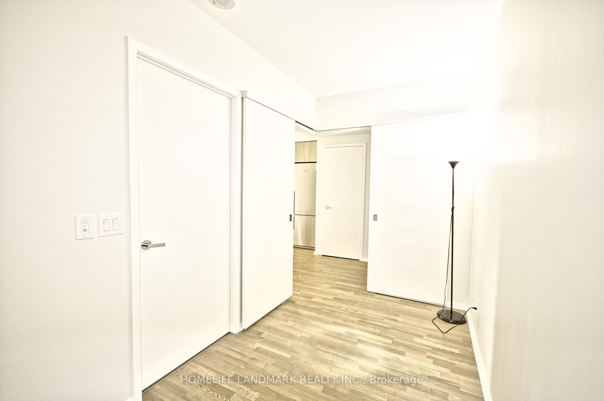 Photo 18 of Unit 809, 1 Bloor Street E, Toronto, Church-Yonge Corridor — HOMEH