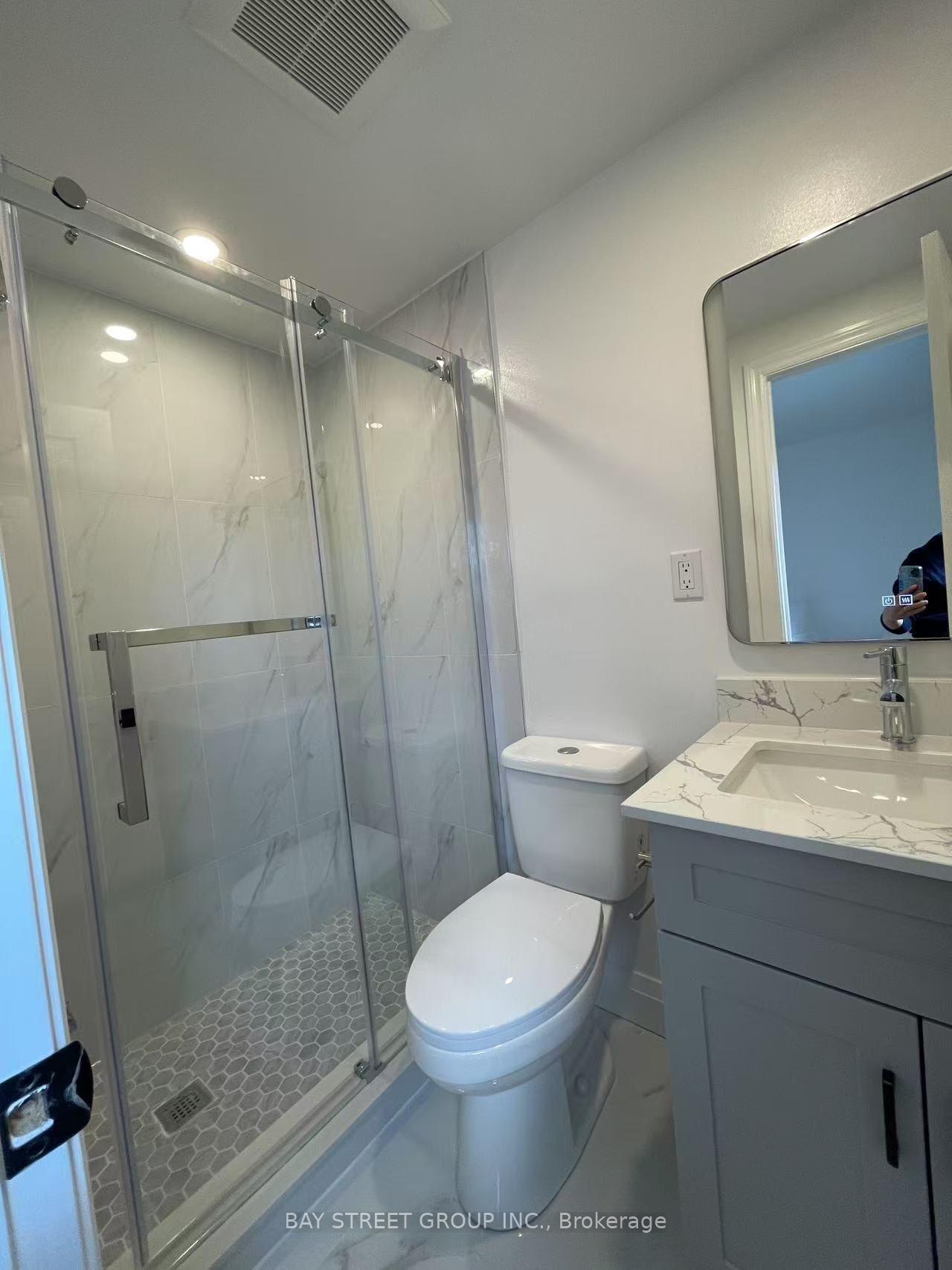 Photo 7 of Unit Upper, 63 Lesgay Crescent, North York, Don Valley Village — HOMEH