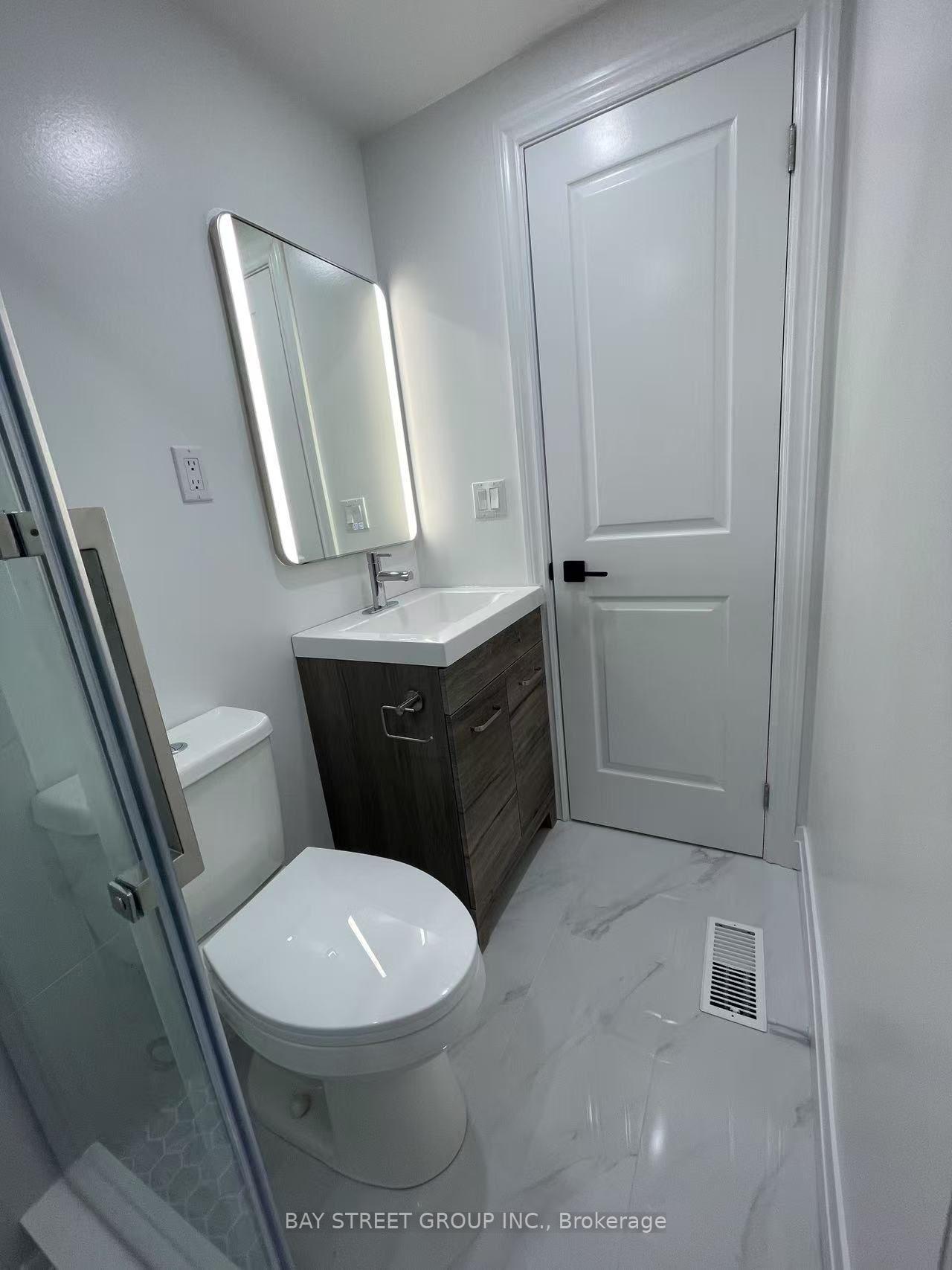Photo 10 of Unit Upper, 63 Lesgay Crescent, North York, Don Valley Village — HOMEH