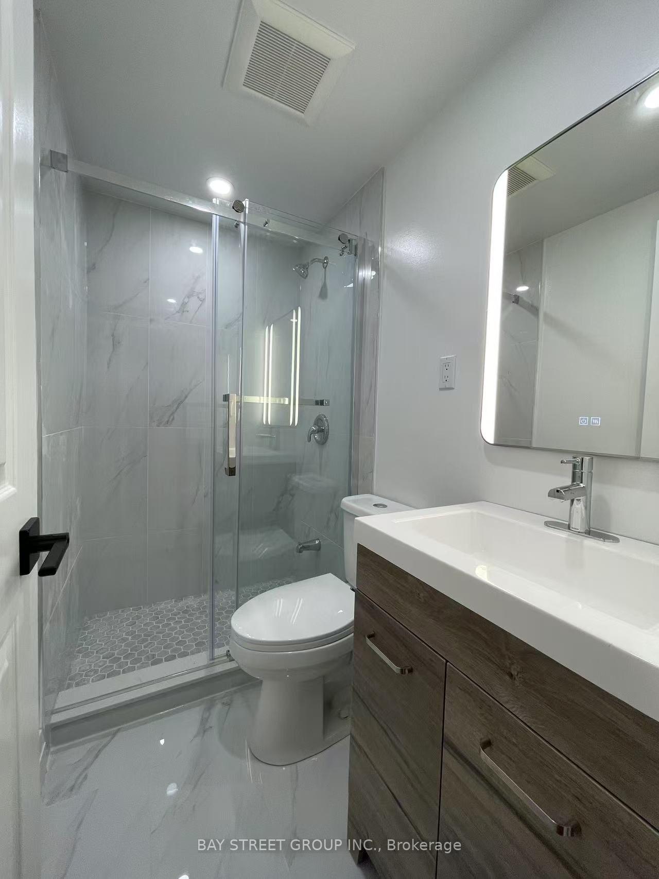 Photo 11 of Unit Upper, 63 Lesgay Crescent, North York, Don Valley Village — HOMEH