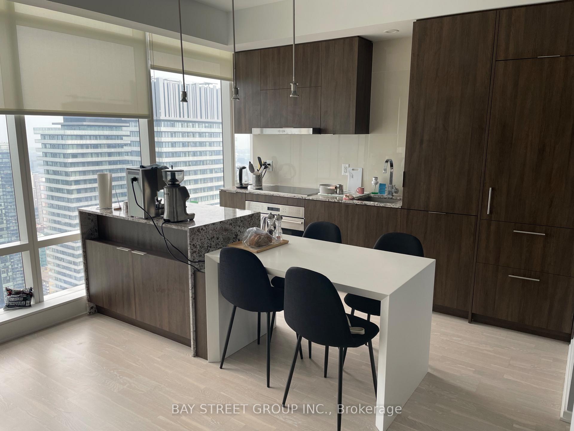 Photo 3 of Unit 5203, 1 Bloor Street E, Toronto, Church-Yonge Corridor — HOMEH