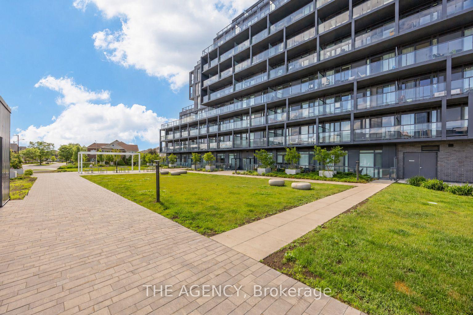 Photo 1 of Unit B605, 3200 Dakota Common, Burlington, Alton — HOMEH