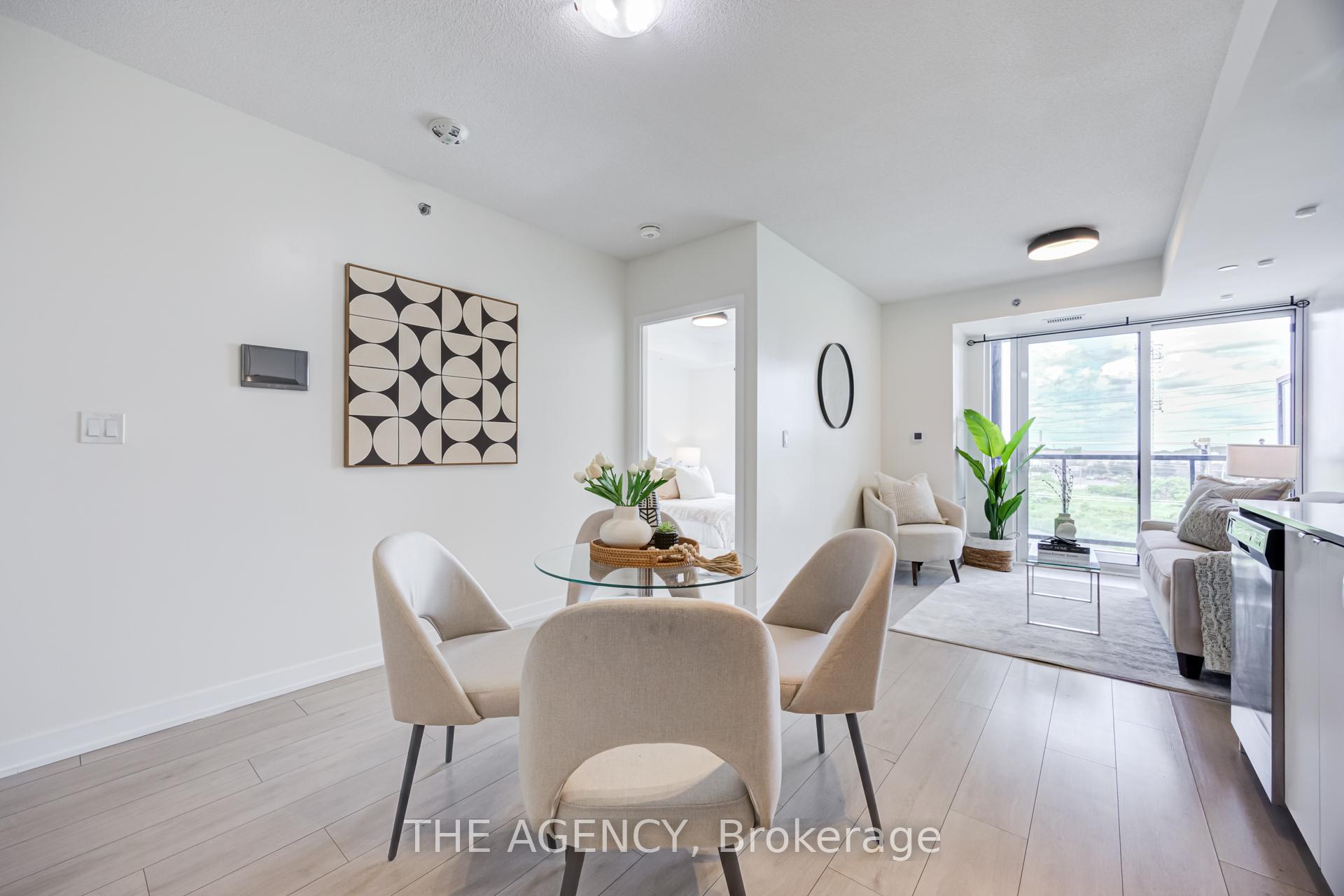 Photo 8 of Unit B605, 3200 Dakota Common, Burlington, Alton — HOMEH