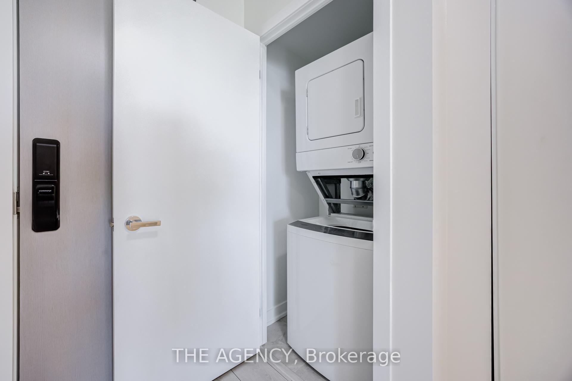 Photo 20 of Unit B605, 3200 Dakota Common, Burlington, Alton — HOMEH