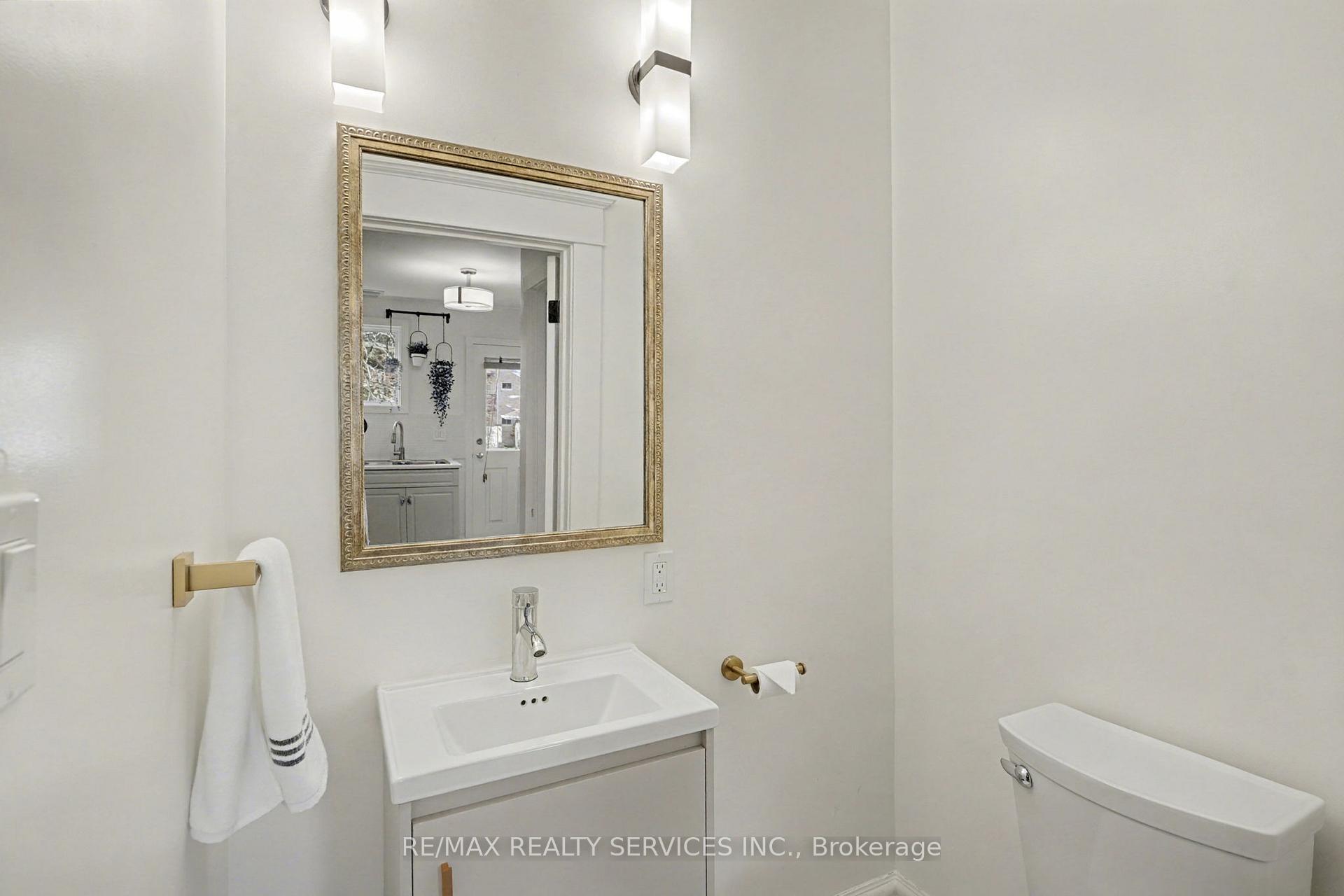 Photo 13 of 39 Fielden Avenue, Port Colborne, Sugarloaf — HOMEH