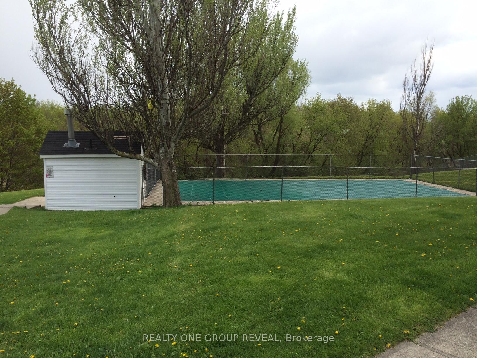 Photo 4 of Unit 308, 236 Albion Road, Etobicoke, Elms-Old Rexdale — HOMEH