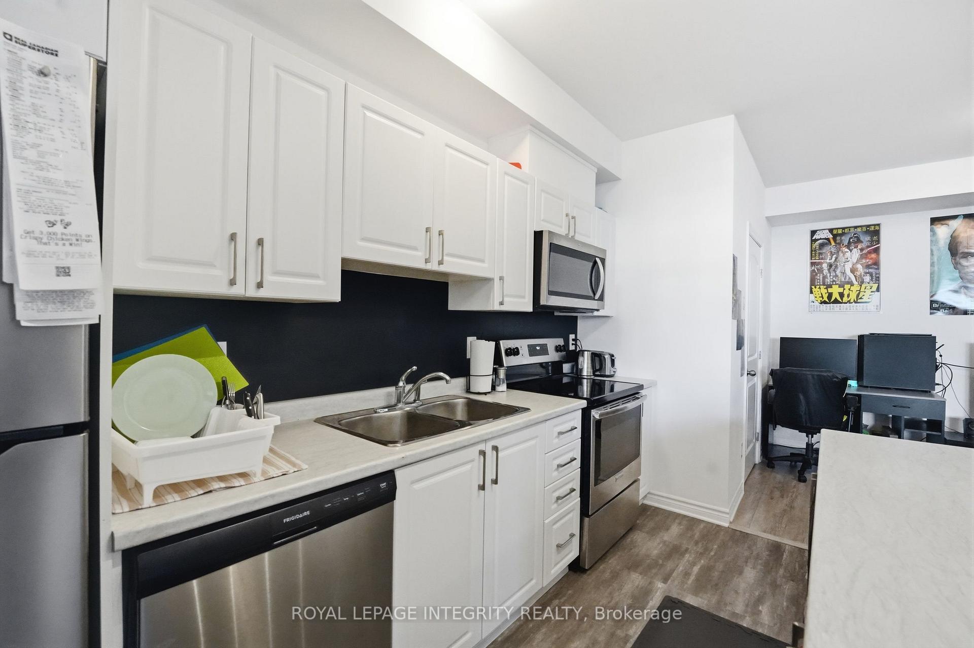 Photo 7 of Unit F, 30 Jaguar Pvt, Ottawa, Kanata - Emerald Meadows/Trailwest — HOMEH