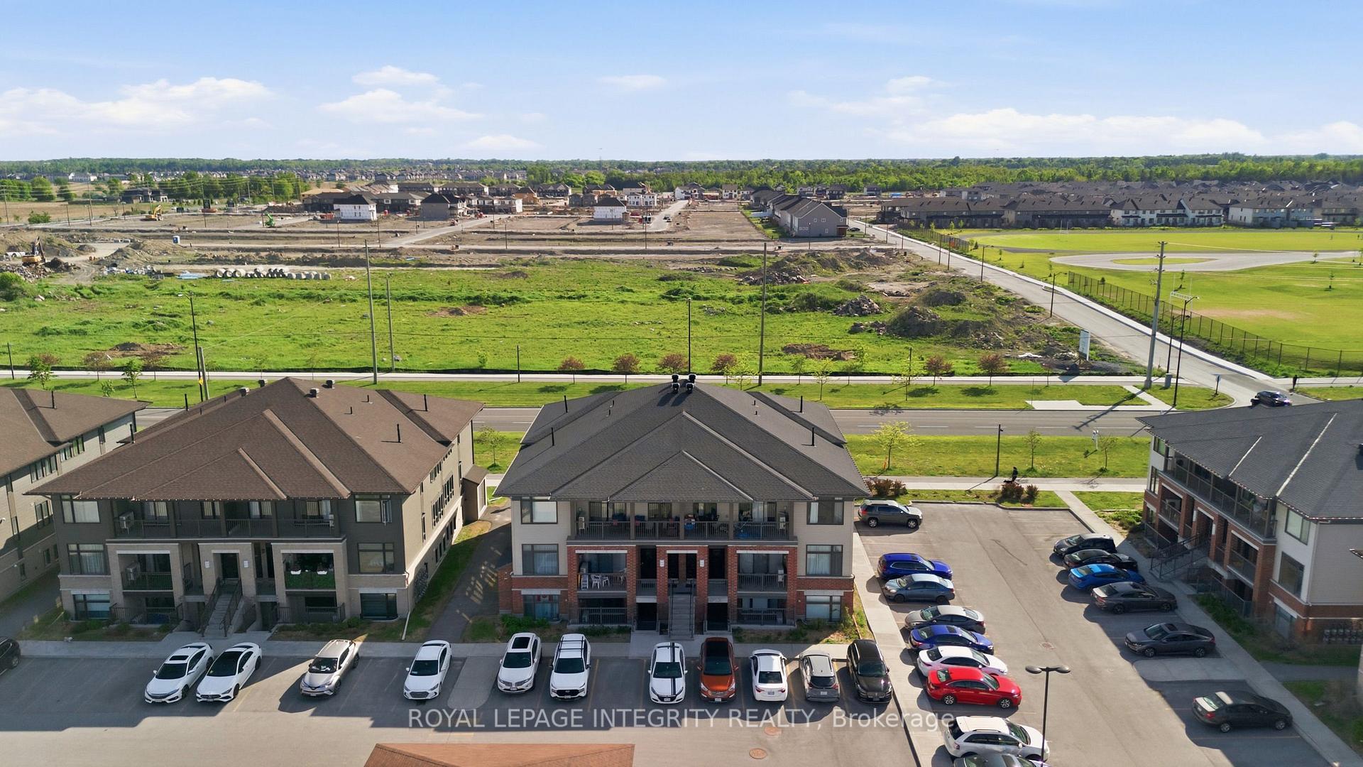 Photo 25 of Unit F, 30 Jaguar Pvt, Ottawa, Kanata - Emerald Meadows/Trailwest — HOMEH