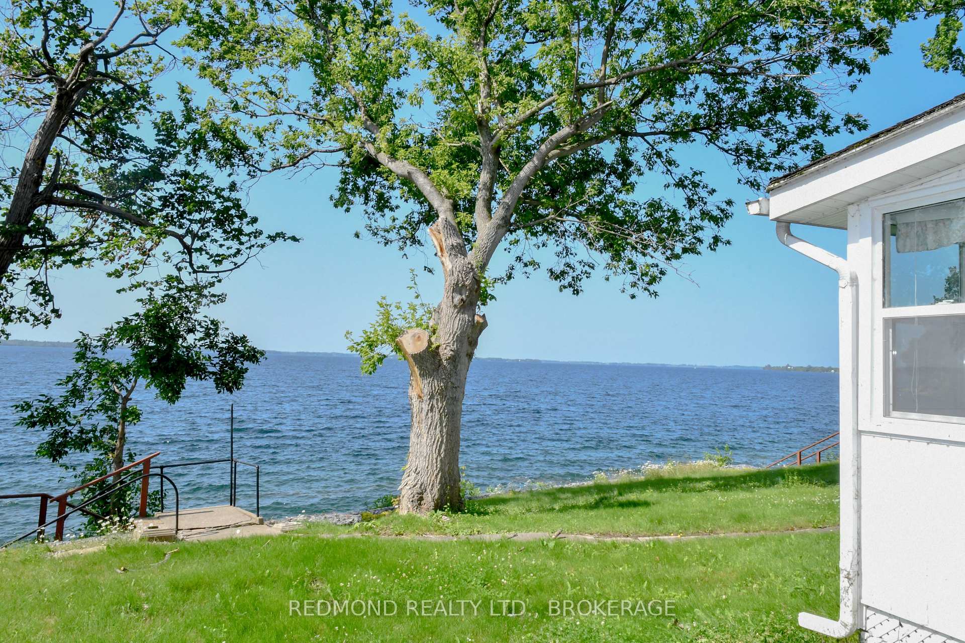 Photo 12 of 1686 Howe Island Drive, Frontenac Islands, Howe Island — HOMEH
