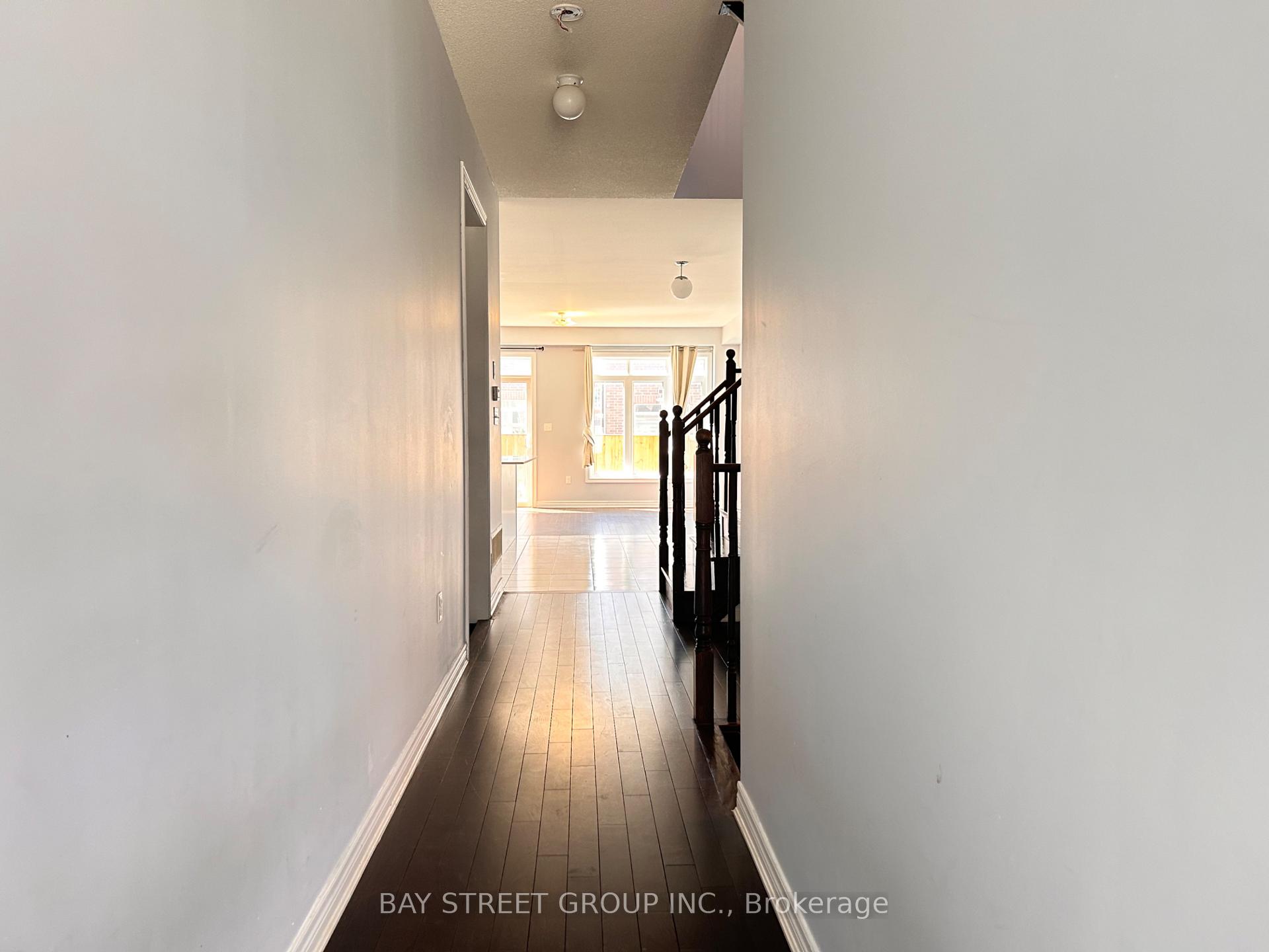 Photo 4 of 94 Titan Trail, Markham, Cedarwood — HOMEH